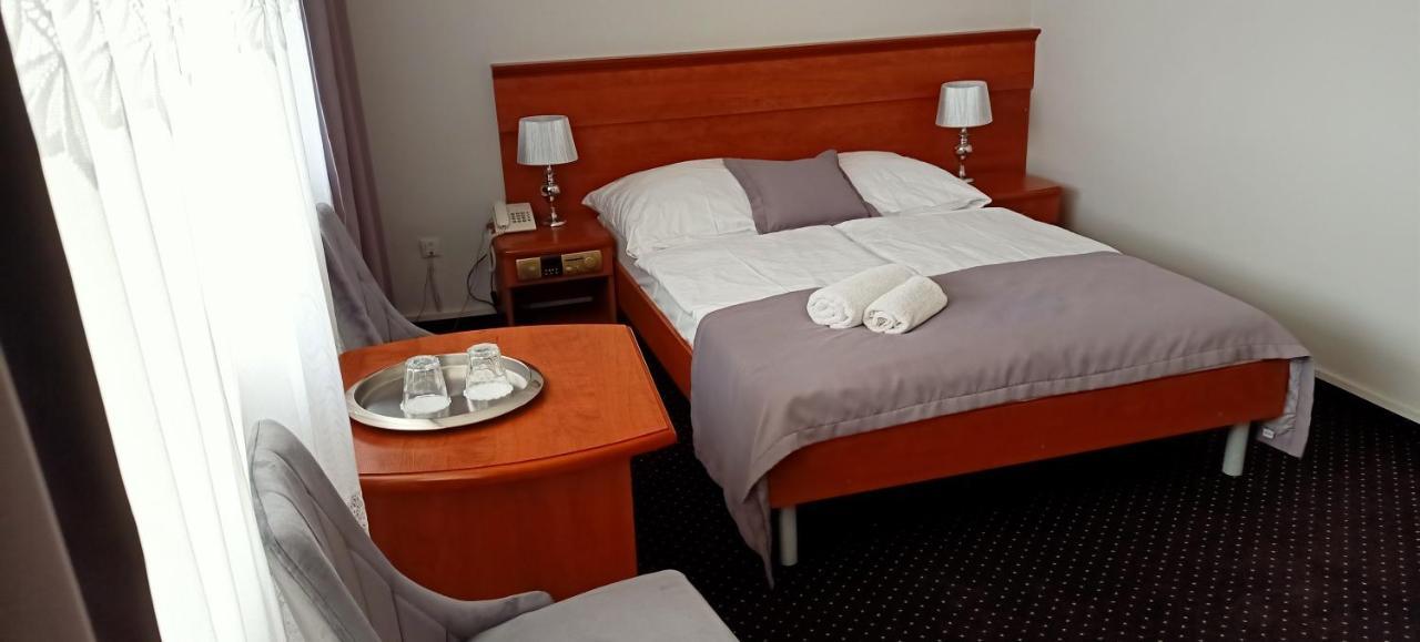 Hotel Wodnik Twoj Hotel Z Widokiem Na Morze Ustronie Morskie Eksteriør bilde