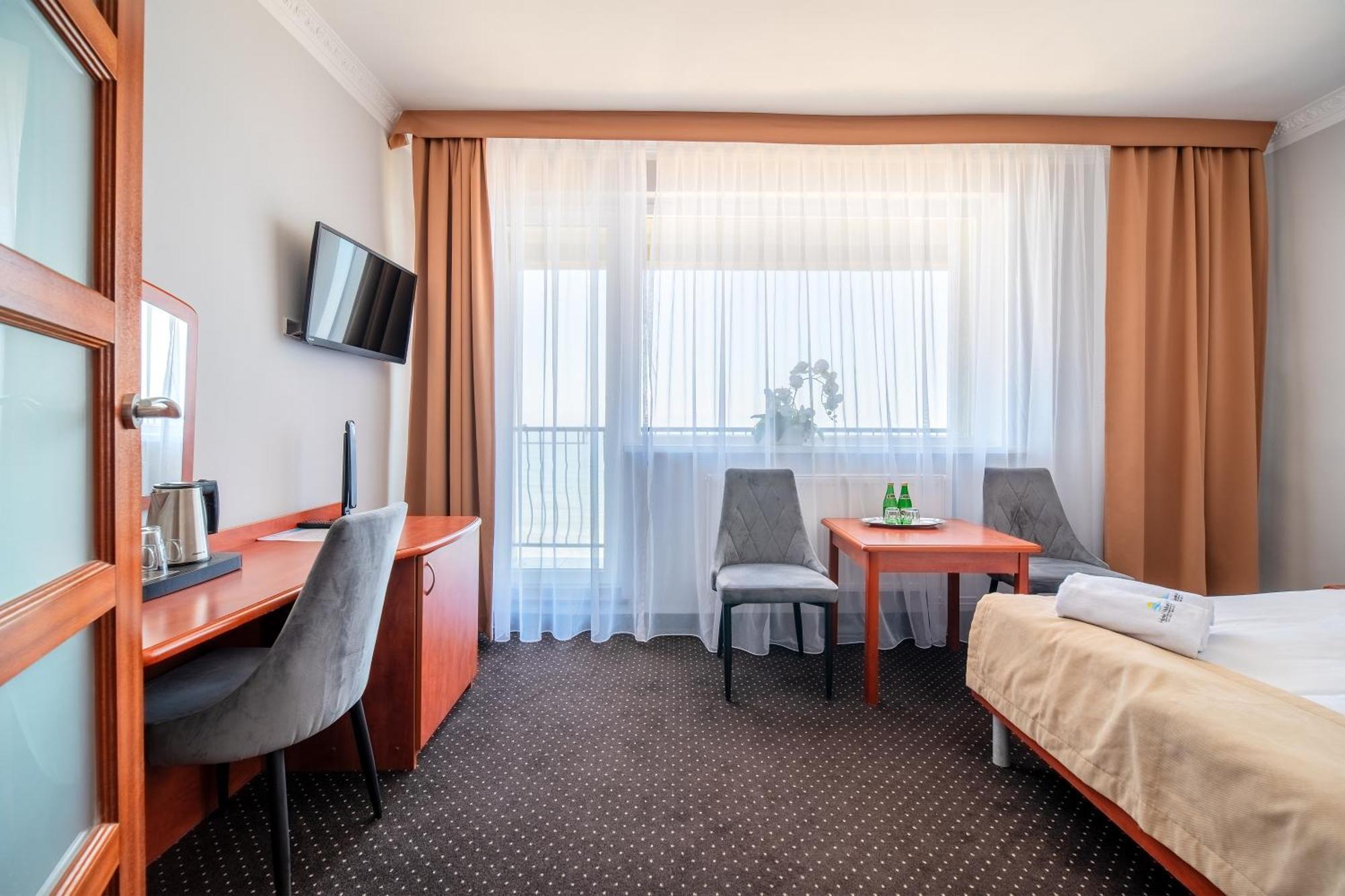 Hotel Wodnik Twoj Hotel Z Widokiem Na Morze Ustronie Morskie Eksteriør bilde